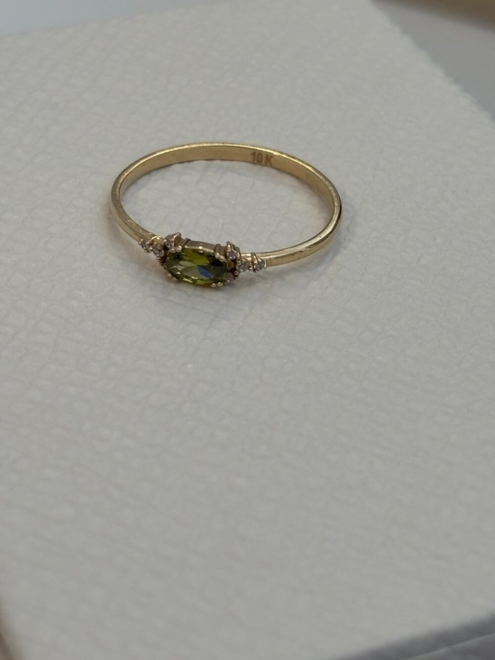 10K Gold Peridot Ring with Diamond Accents - Picture 3 of 4